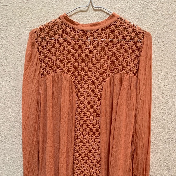 FREE PEOPLE peach the best button down lace back blouse . NWOT . size S - Picture 2 of 6